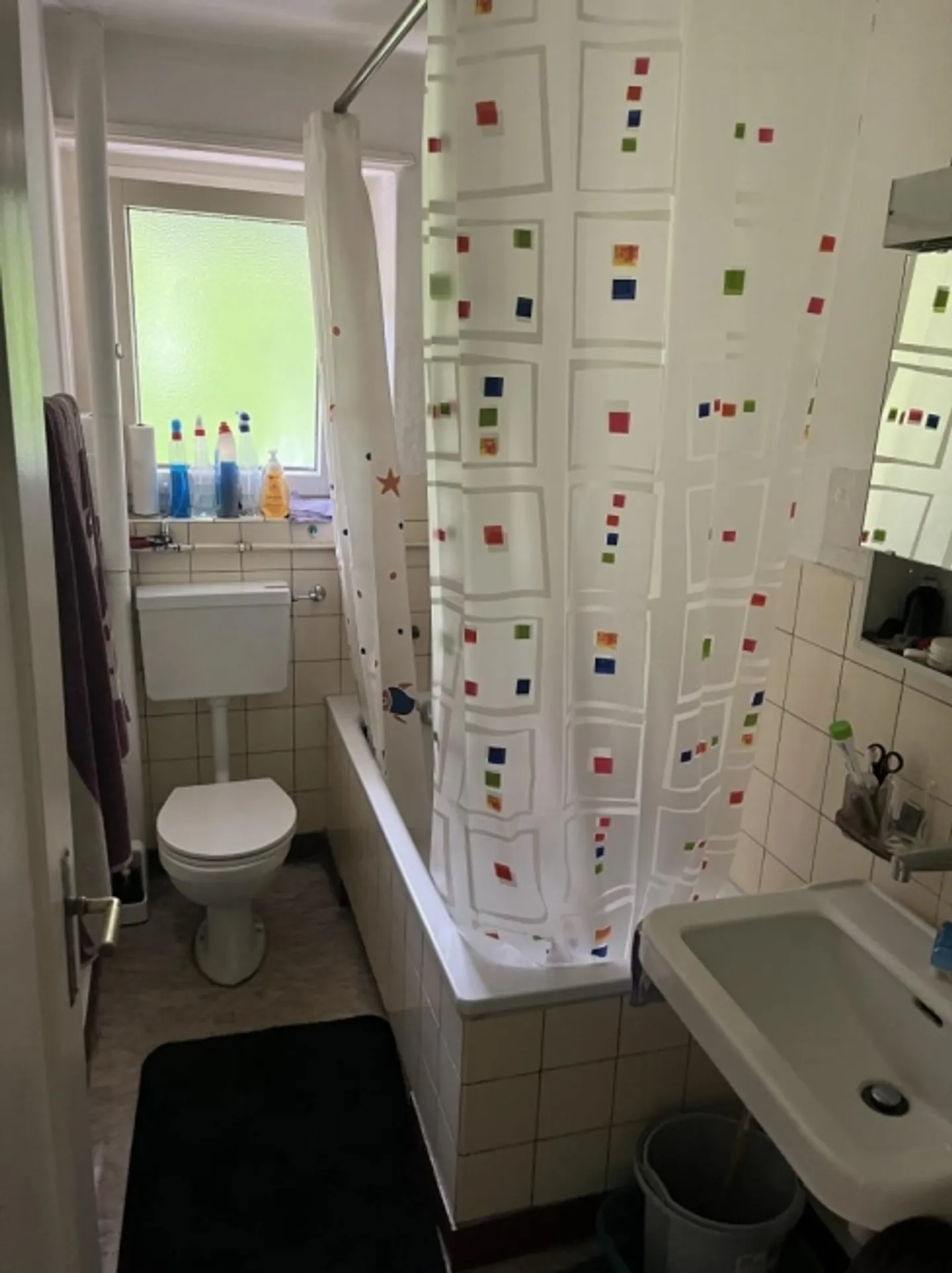 Shared room near the university - Photo 3 of 3