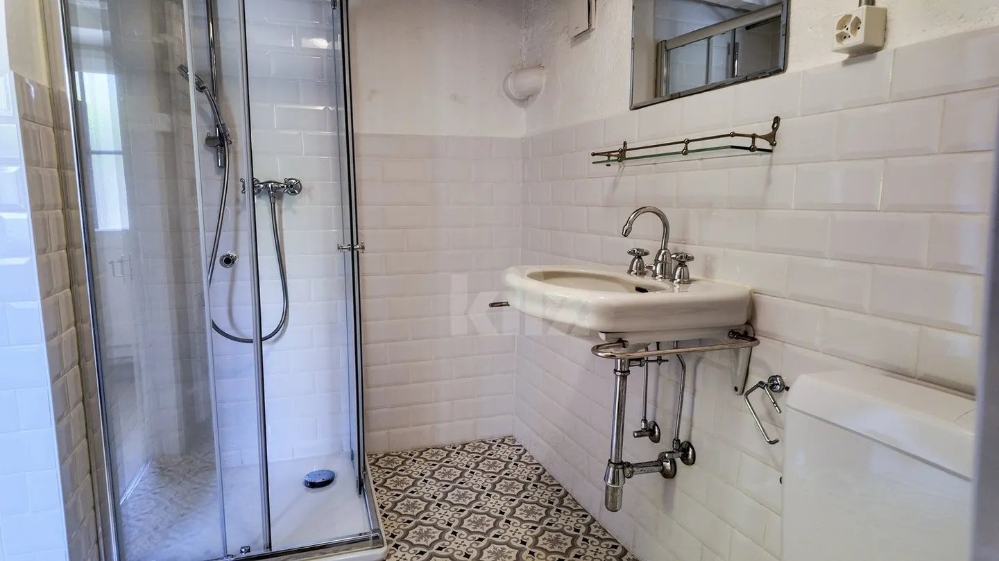 Casa idilliaca del 19° secolo ristrutturata con gusto, proprietà unica - Foto 8 di 13