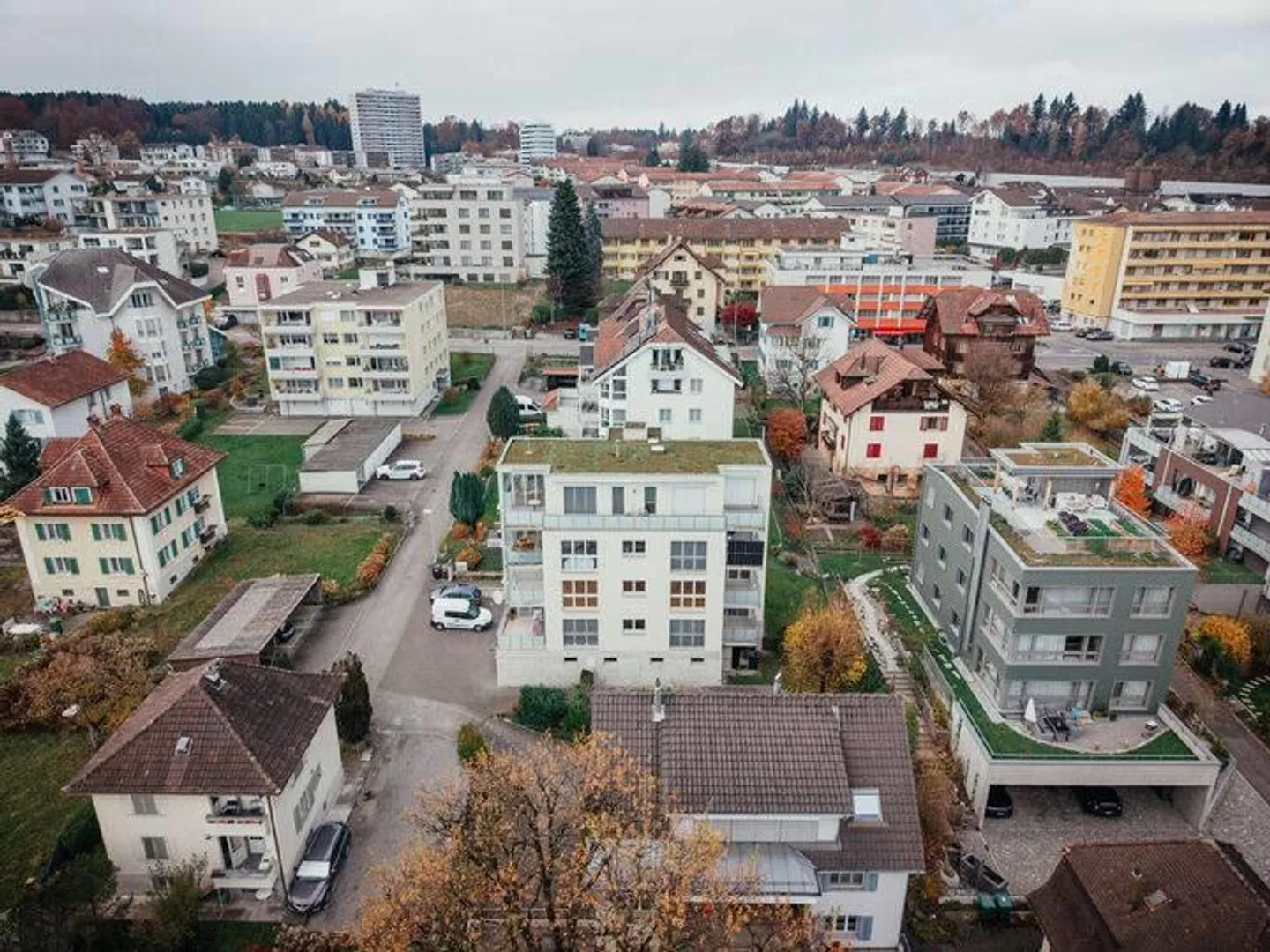 LIVING WITH LOTS OF LIGHT AND SPACE FEELING - Photo 8 of 8