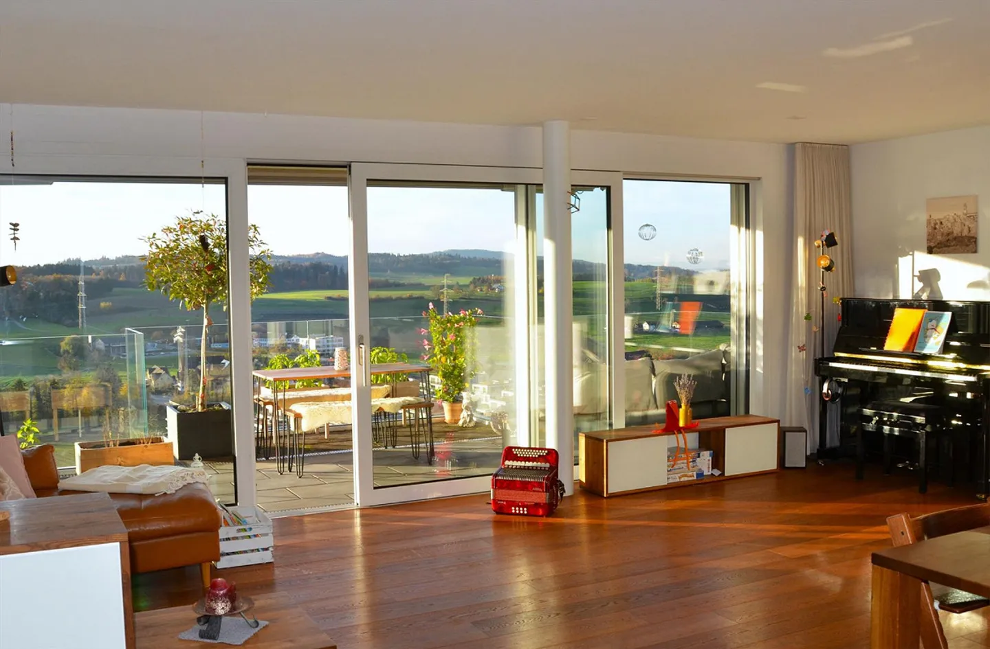 Occasione unica ad Aesch ZH - Foto 7 di 14