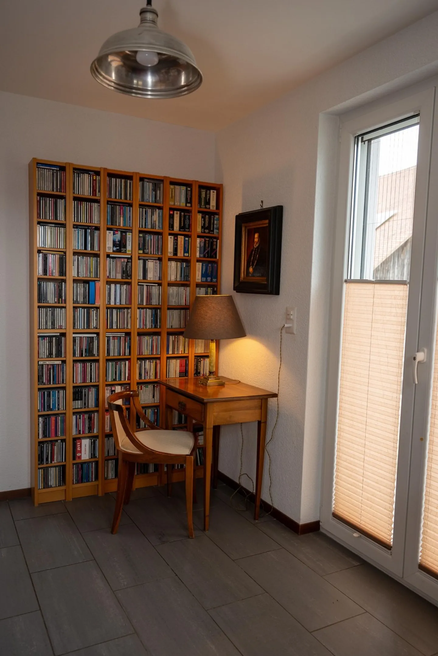 Charming Single Family Home - Photo 11 of 28