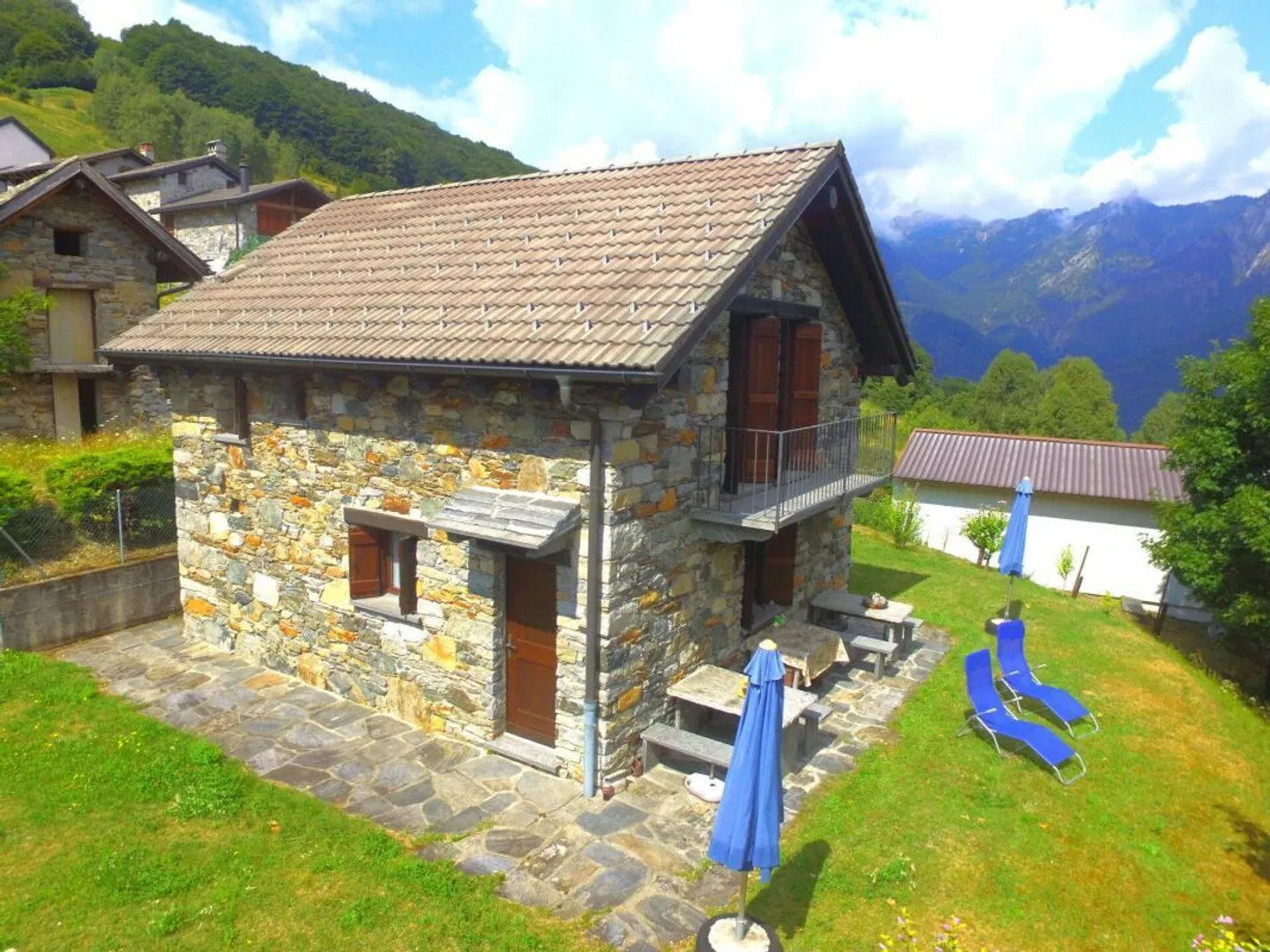 Vendesi a Moneto rustico con magnifica vista / Zu verkaufen charmantes Rustico mit schöner Aussicht - Foto 2 di 15