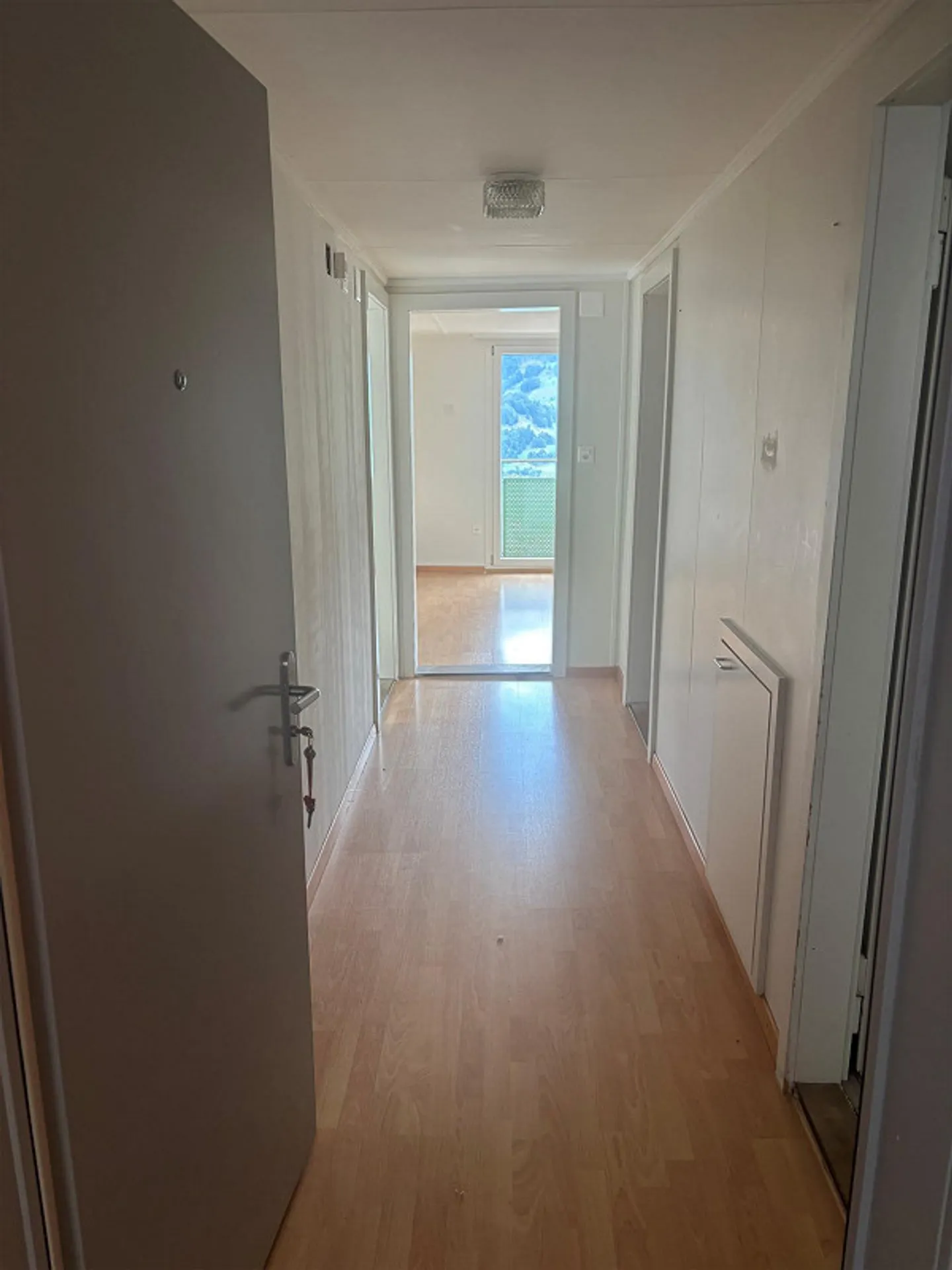 Apartment - Photo 2 of 6