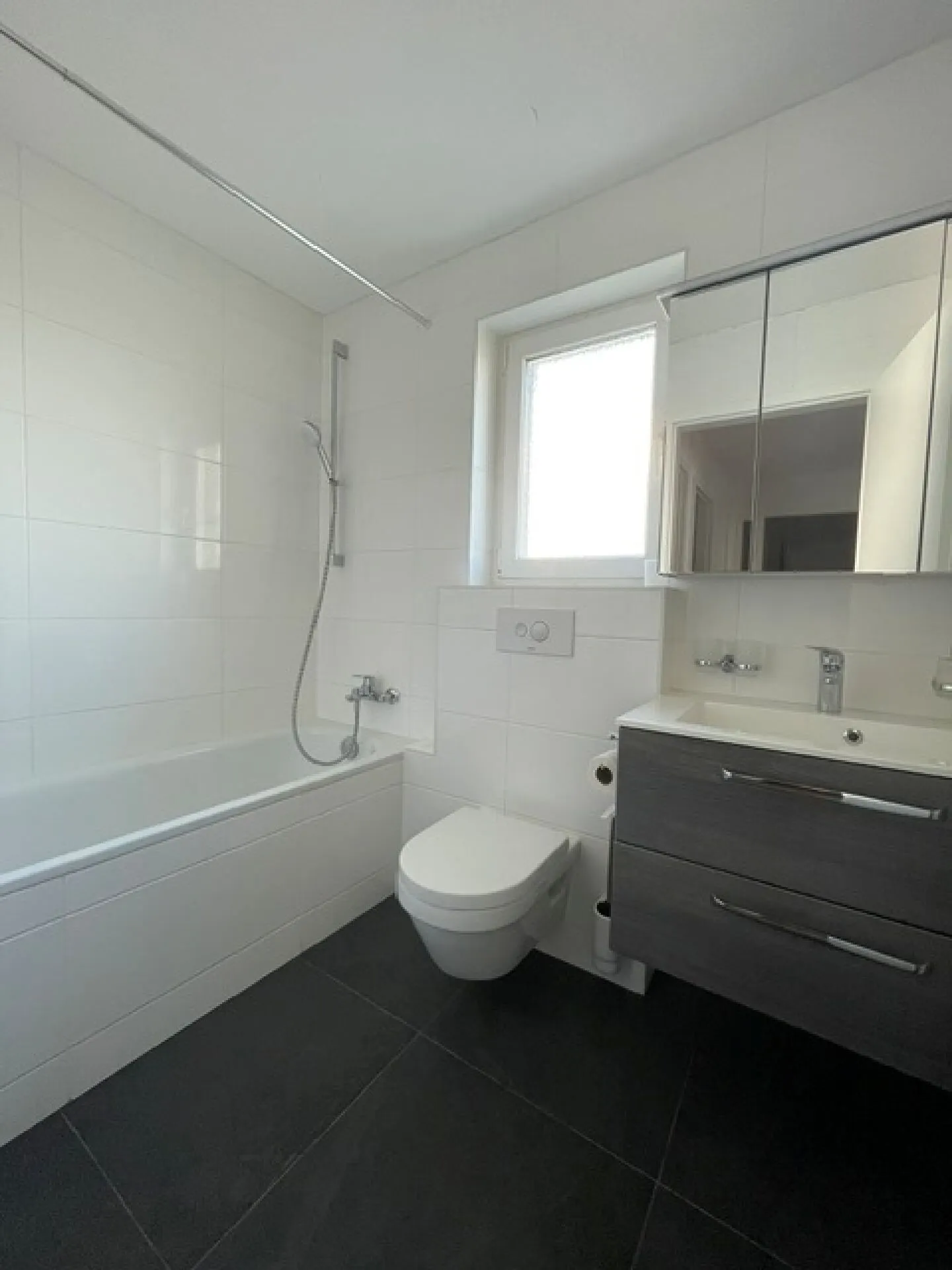 Zona Residenziale Tranquilla - Foto 6 di 8