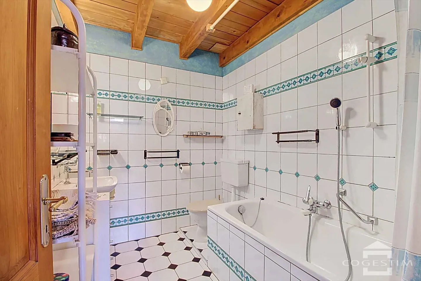 Maison contiguë 5.5 pièces - Photo 8 sur 13
