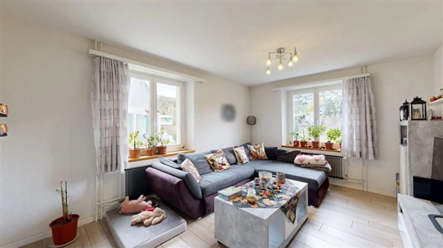 Maison multifamiliale avec six appartements et 5 places de parking extérieures - Photo 9 sur 20