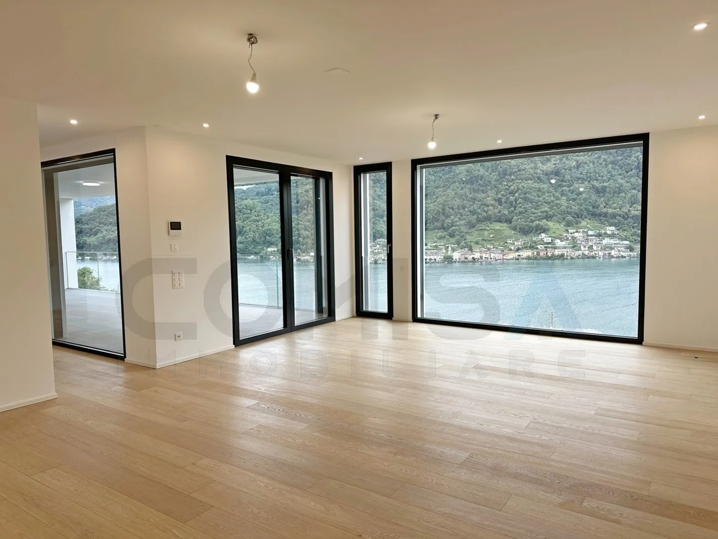 VICO MORCOTE Nuova villa moderna 7.5 locali con vista lago - Foto 4 di 10