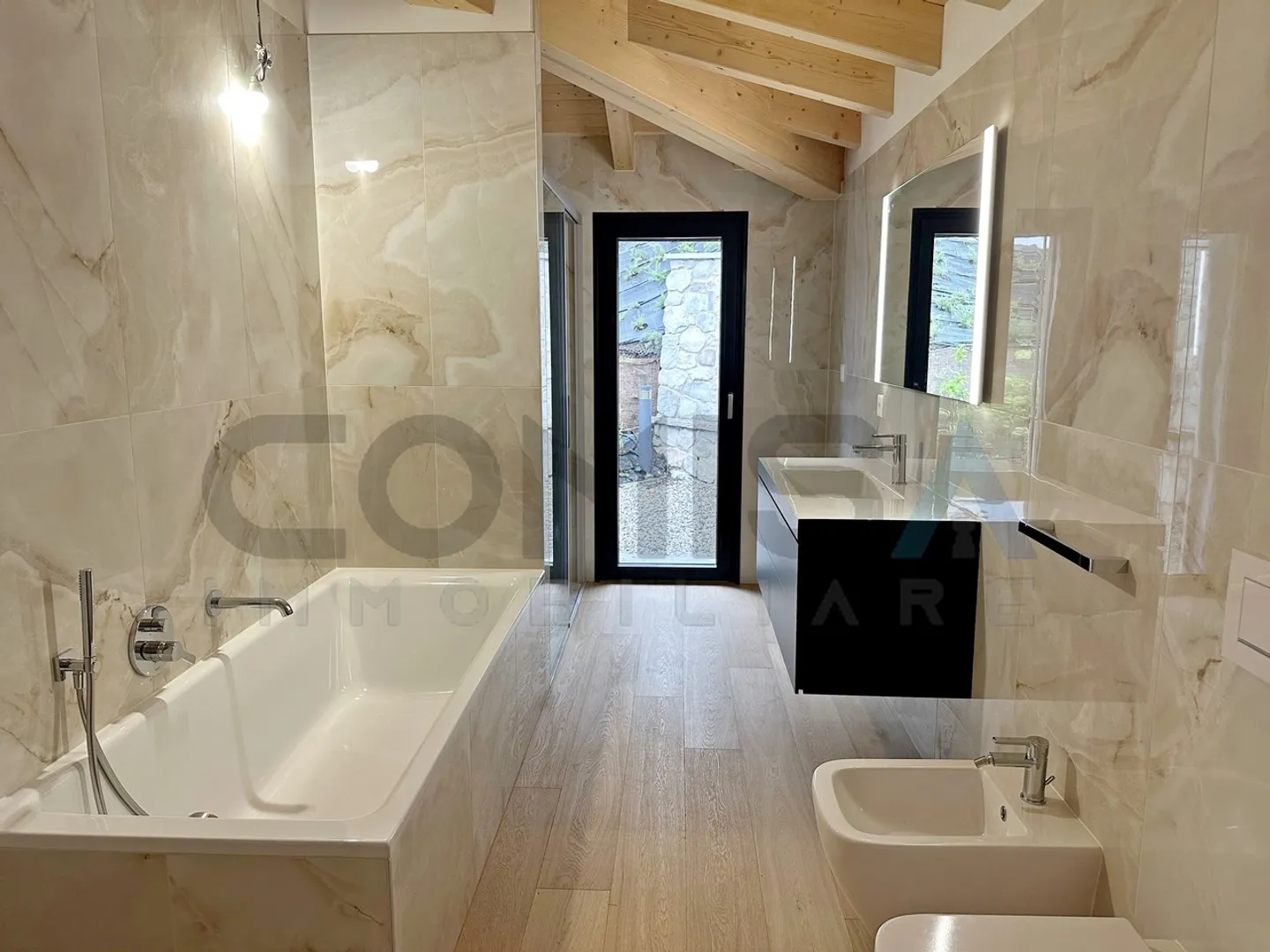VICO MORCOTE Nuova villa moderna 7.5 locali con vista lago - Foto 10 di 10
