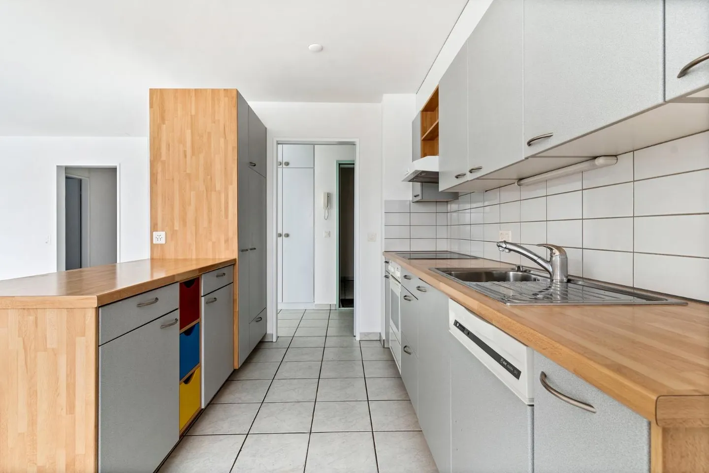 Offre Spéciale de Pâques - Appartement Spacieux et Lumineux - Photo 3 sur 7