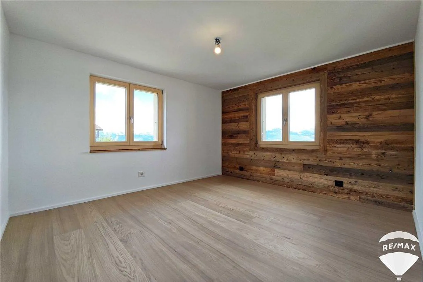 4-room apartment with a livable kitchen. - Photo 9 of 13