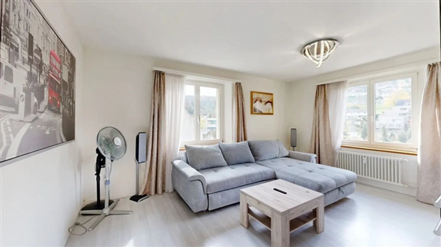 Maison multifamiliale avec six appartements et 5 places de parking extérieures - Photo 16 sur 20