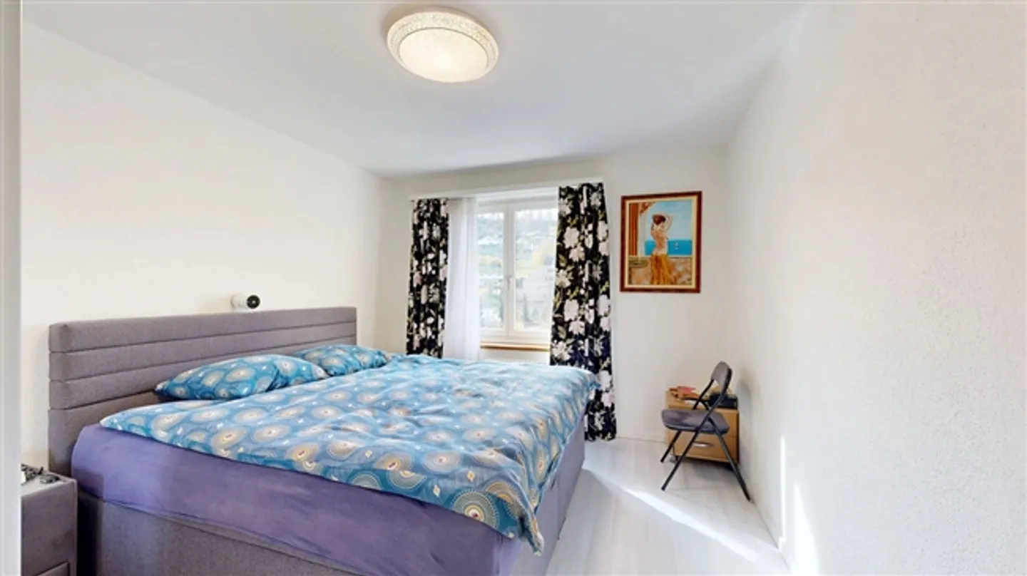 Maison multifamiliale avec six appartements et 5 places de parking extérieures - Photo 17 sur 20