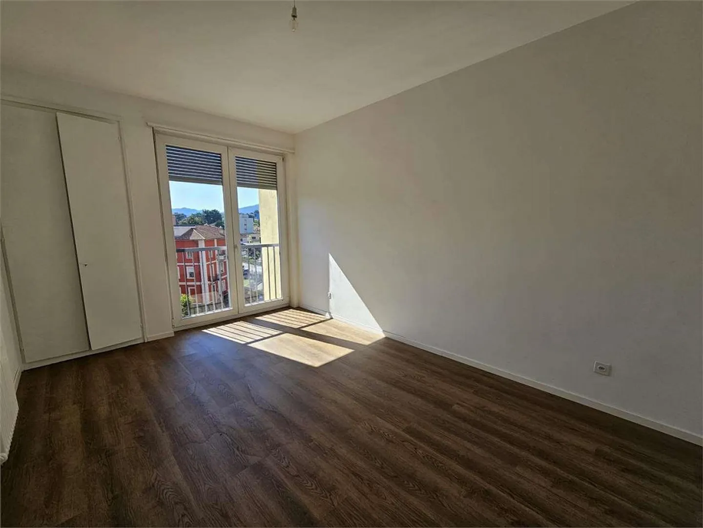 Chiasso, zur Miete ausgezeichnete 3.5 Zimmer mit Balkon - Foto 6 von 8