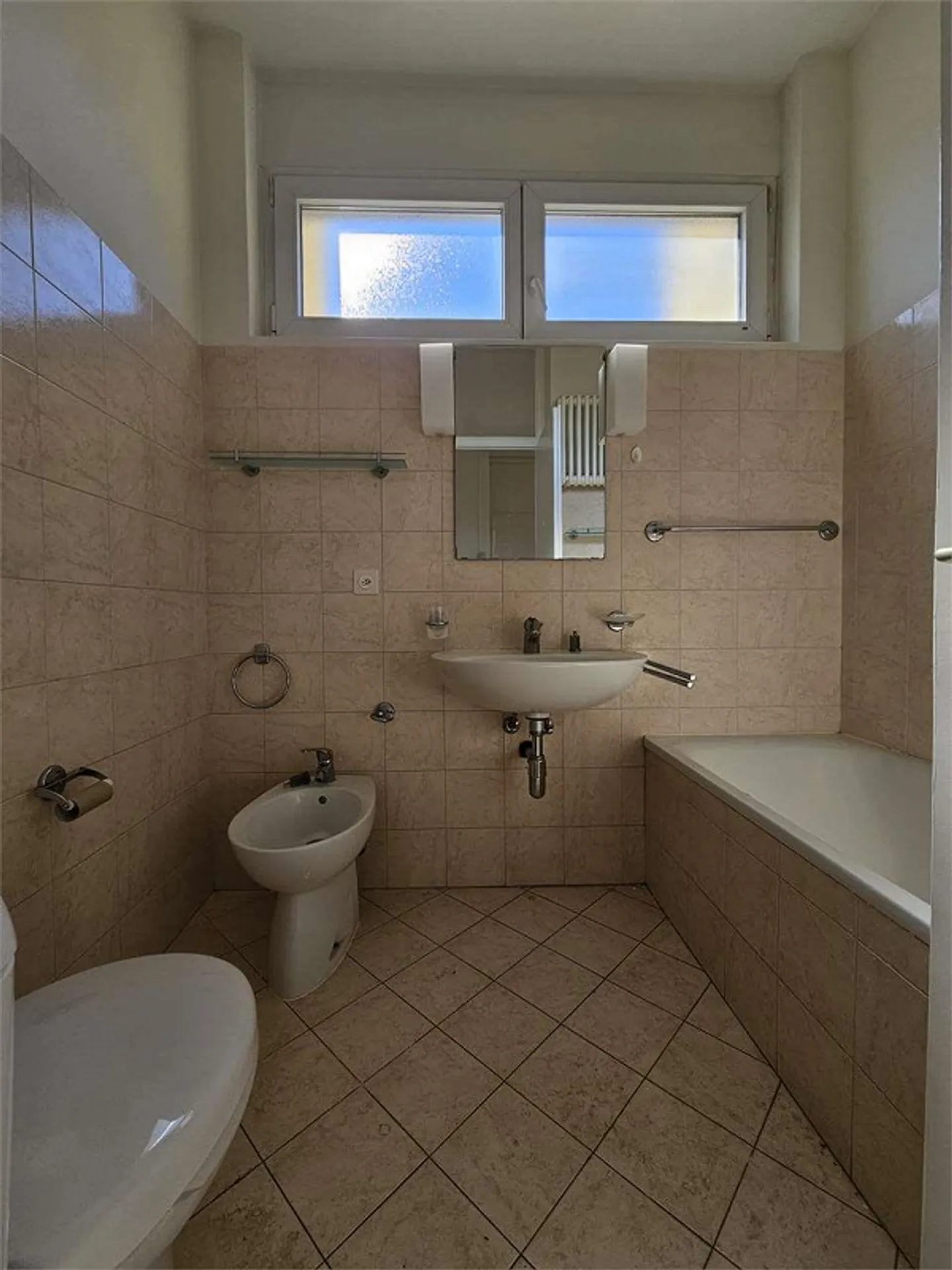 Chiasso, zur Miete ausgezeichnete 3.5 Zimmer mit Balkon - Foto 8 von 8