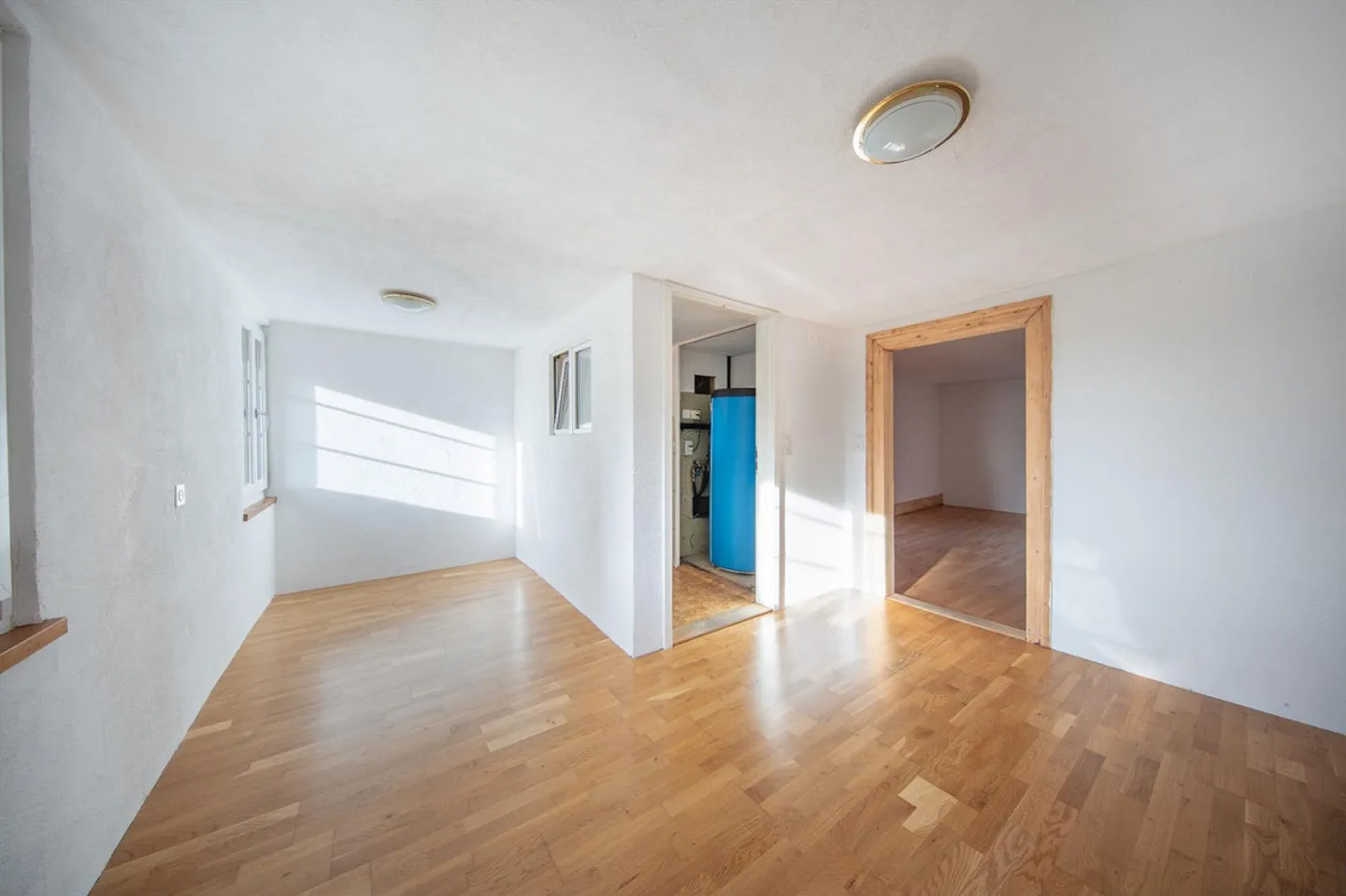 Charming Apartment in Historic Building - Photo 8 of 9
