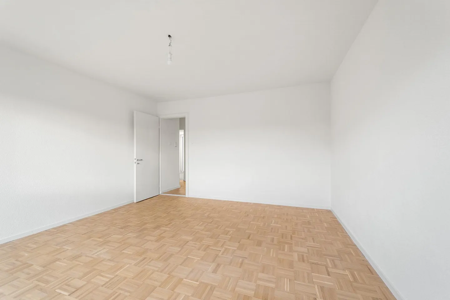 Frisch saniert - Zentral - Modern - Ihr neues Zuhause? - Foto 7 von 12