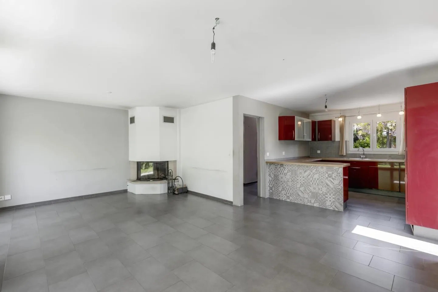 7,5-Zimmer-Villa am Ende einer doppelten Sackgasse, in einer außergewöhnlich ruhigen Lage - Foto 2 von 13