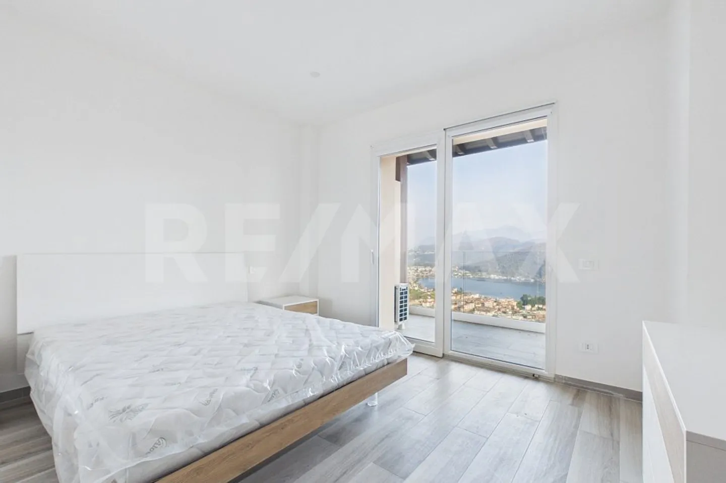 Prestige-Investition am Luganer See (Italien) - Photo 10 of 13