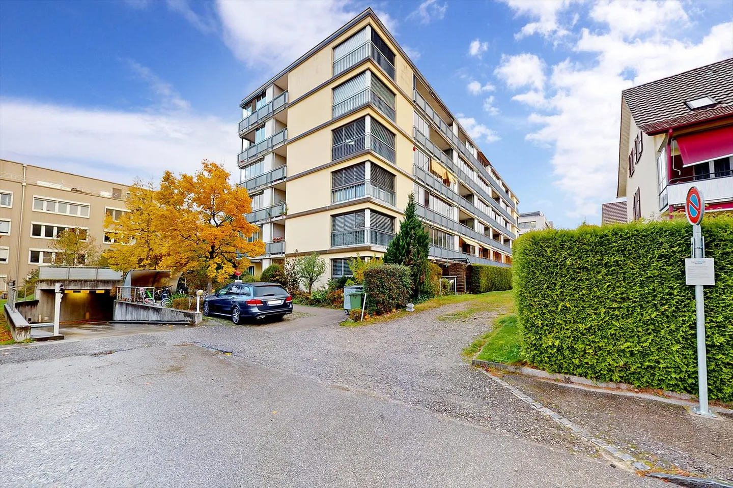 Parkplatz in Bümpliz - Foto 1 von 2