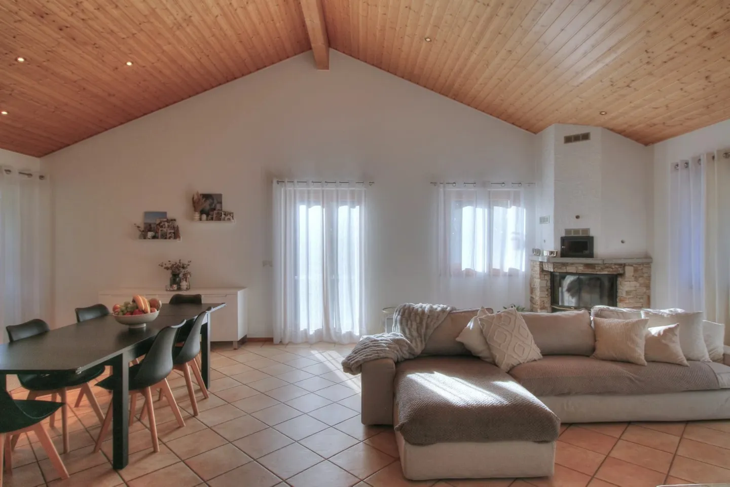 Maison individuelle avec des étages de plain-pied - Photo 5 sur 20