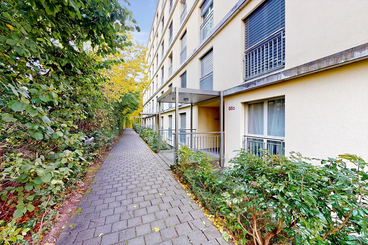 Parkplatz in Bümpliz - Foto 2 von 2