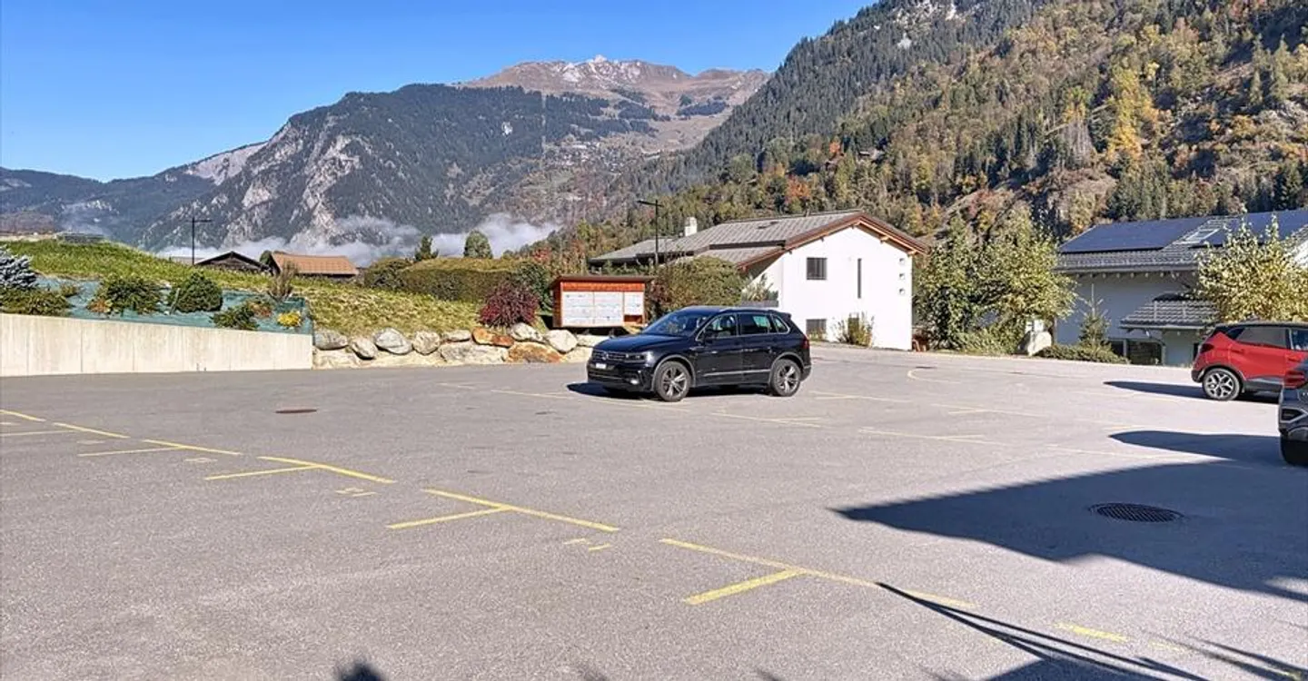 Outdoor Parking Space for Rent - Photo 3 of 5