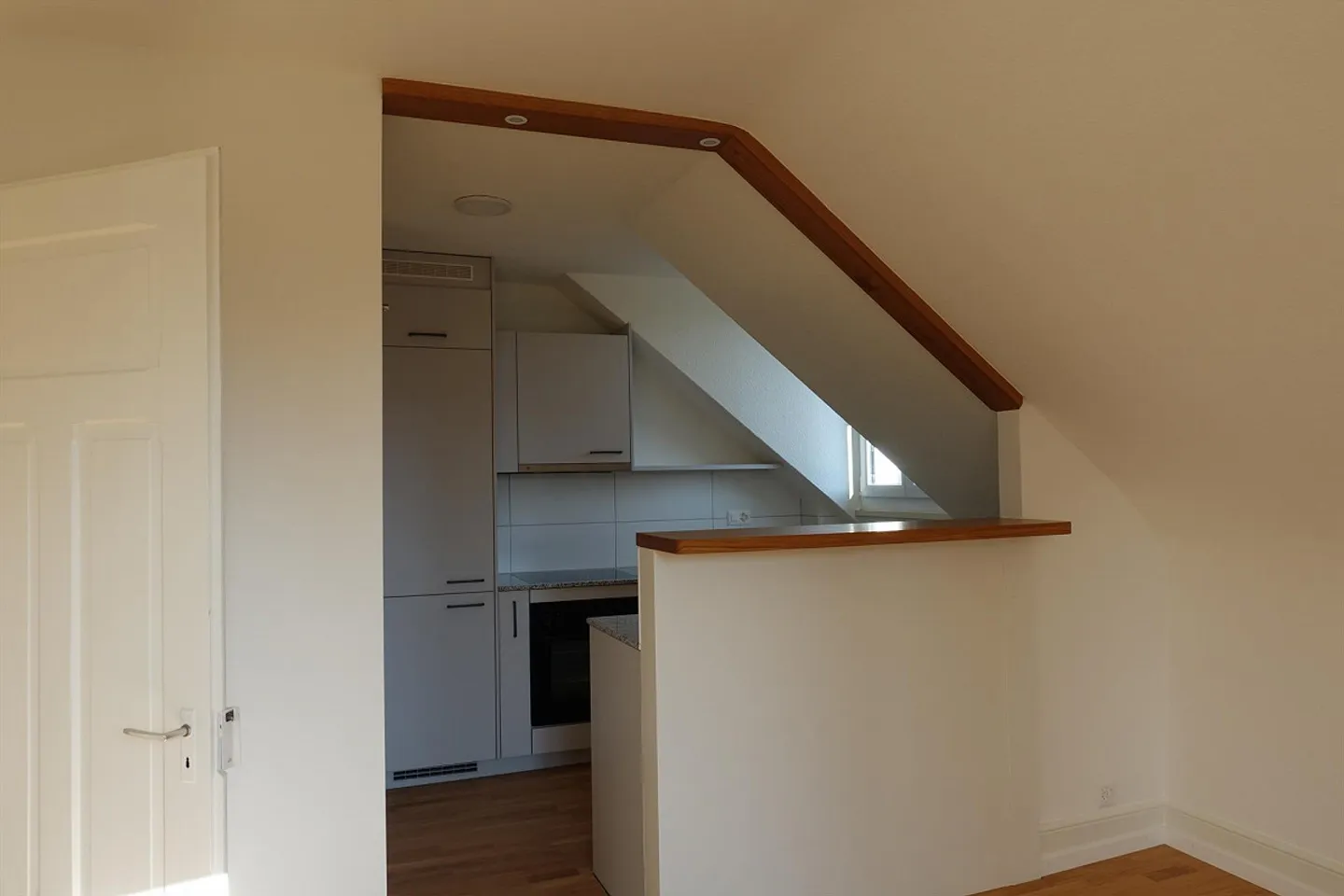 Charmante 3.5-Zimmer-Dachwohnung - Foto 6 von 20