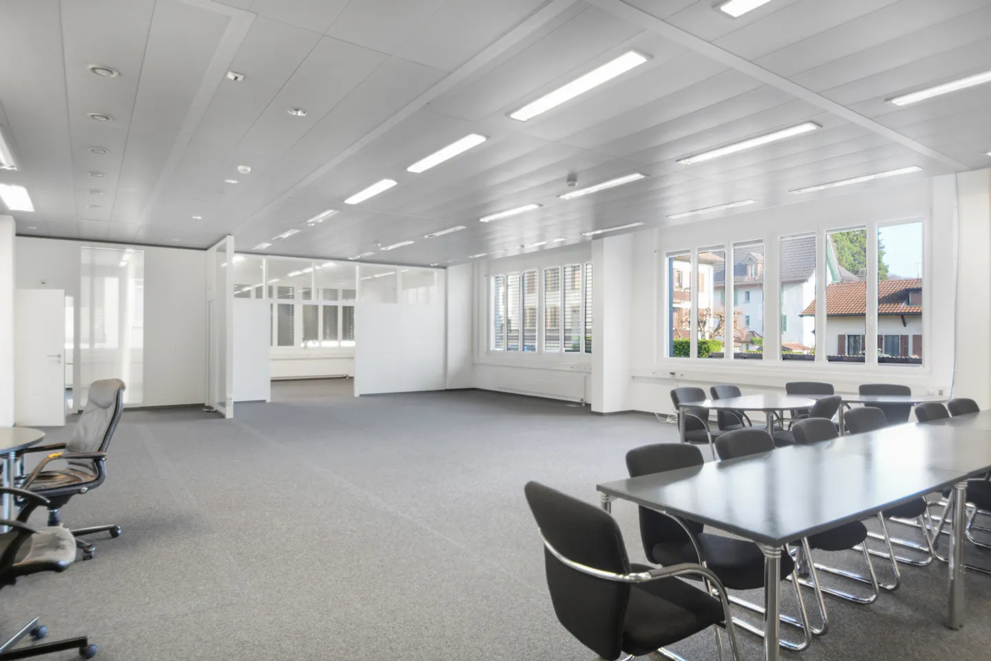 Büro/Werkstatt 378 m2 - Nähe Autobahn und Verkehrsmittel - Photo 11 sur 17