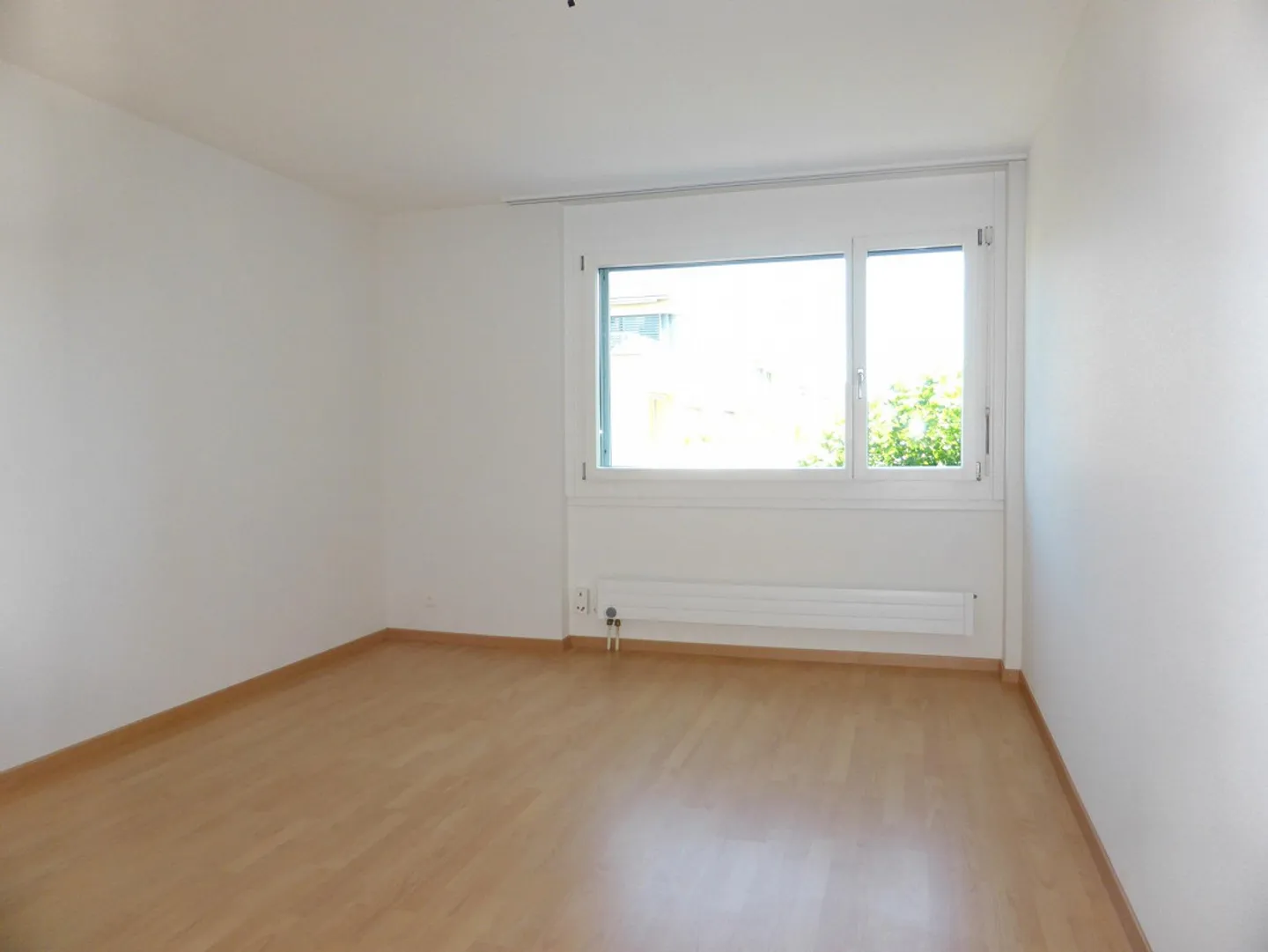 Appartamento al piano terra di 4,5 stanze con patio nel verde - Foto 8 di 13