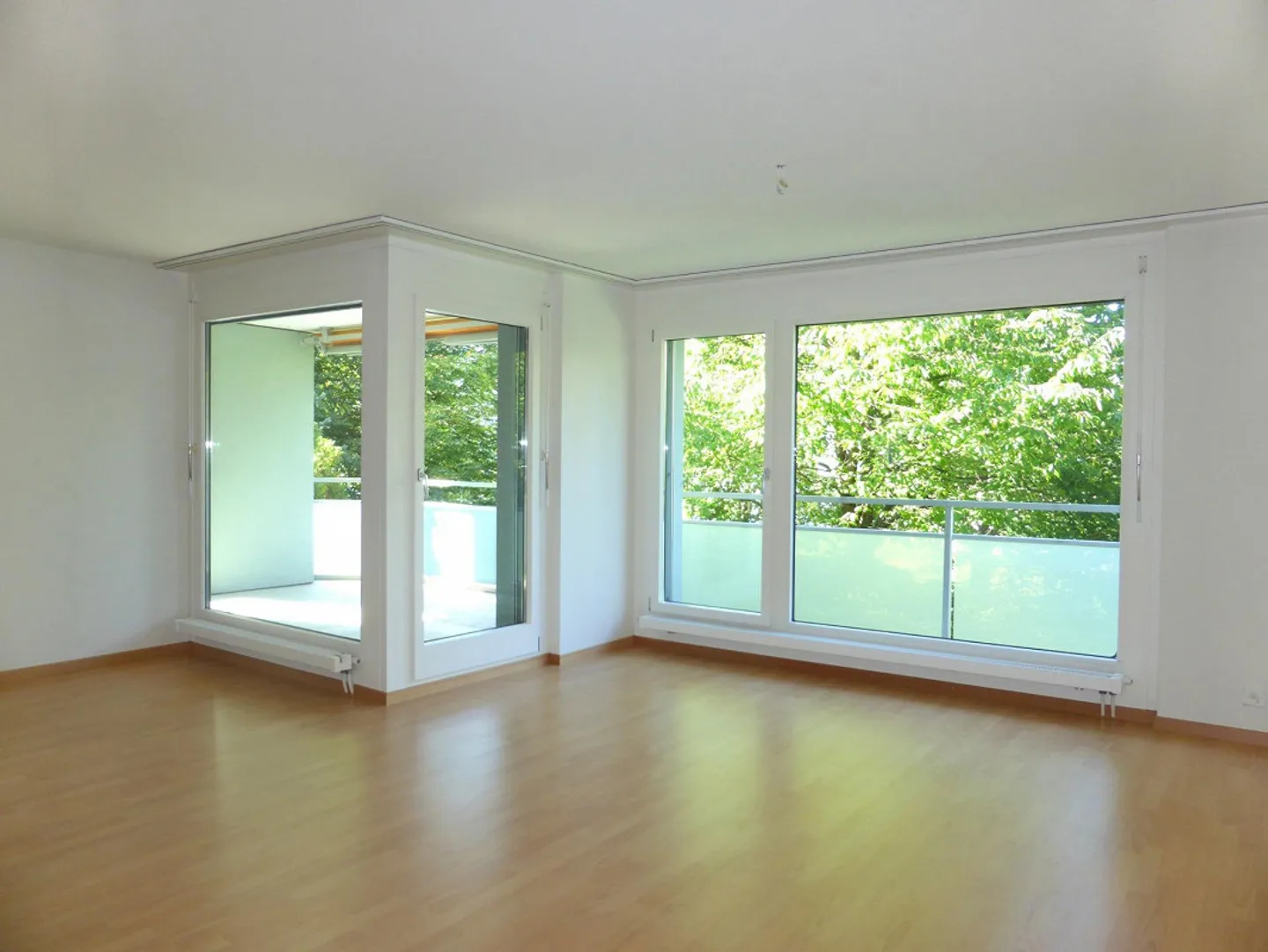 Appartamento al piano terra di 4,5 stanze con patio nel verde - Foto 10 di 13