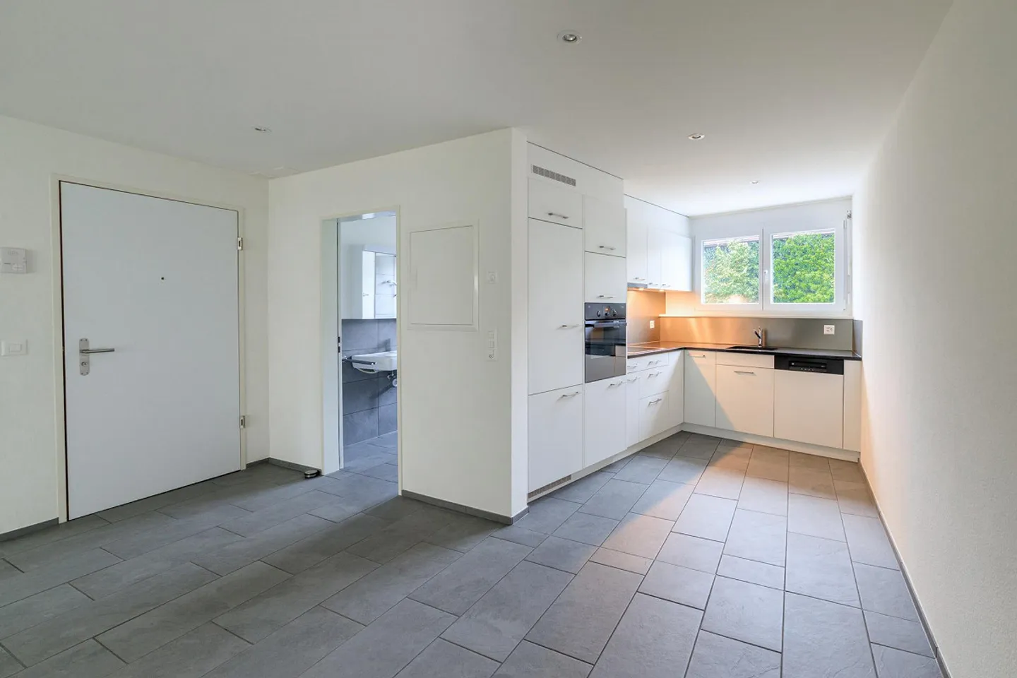 Appartamento luminoso 2,5 locali 65 m2 - Foto 4 di 8