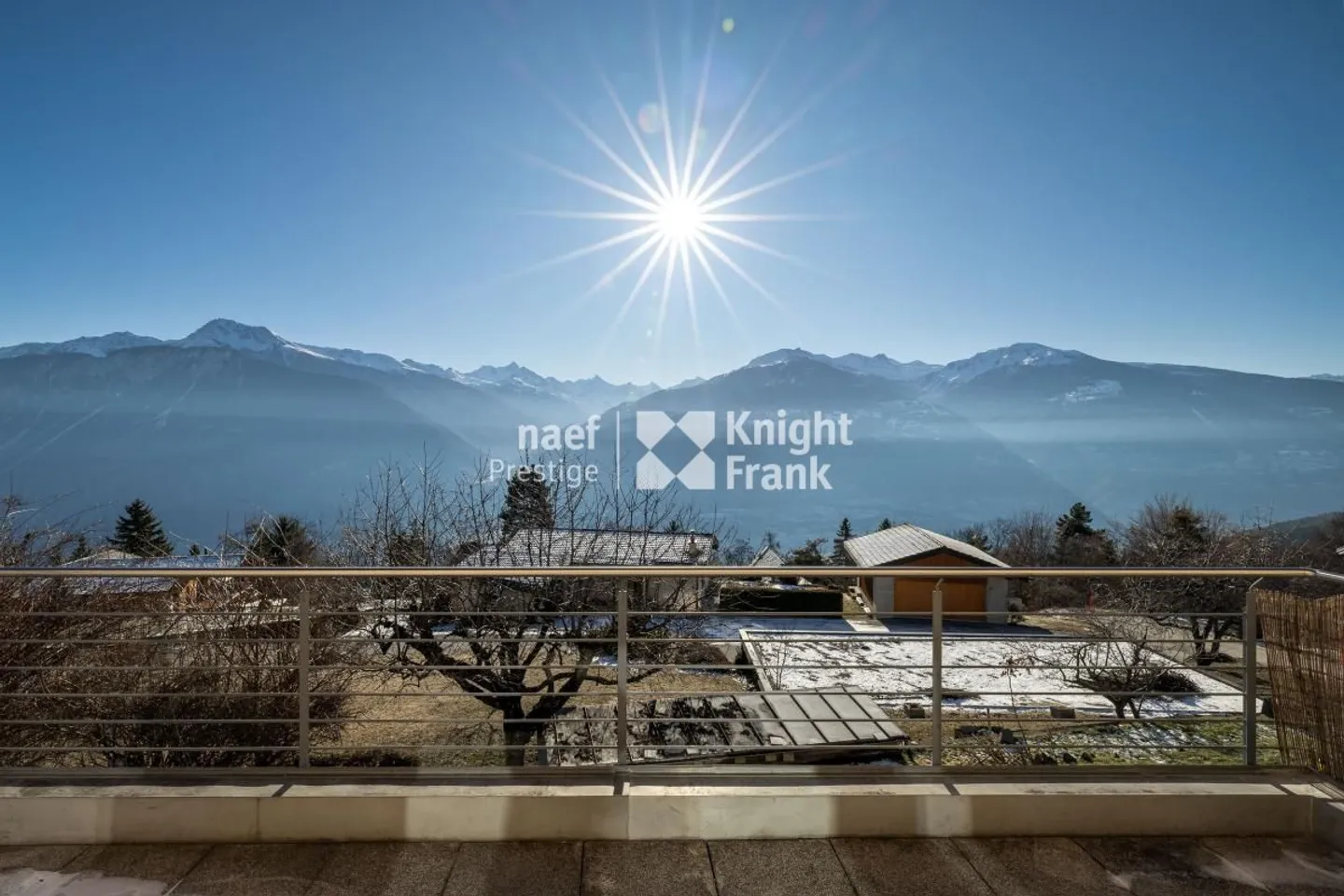 Stunning Villa with Mountain Views - Photo 7 of 10