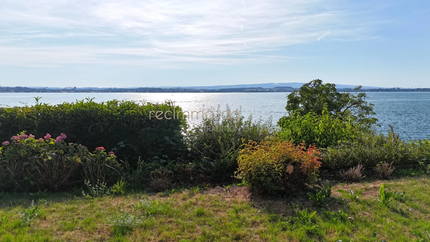 Affascinante casa unifamiliare di 5,5 stanze con vista sulle montagne e sul lago - Adatta ai bambini, tranquilla e con potenziale di sviluppo - Foto 4 di 4