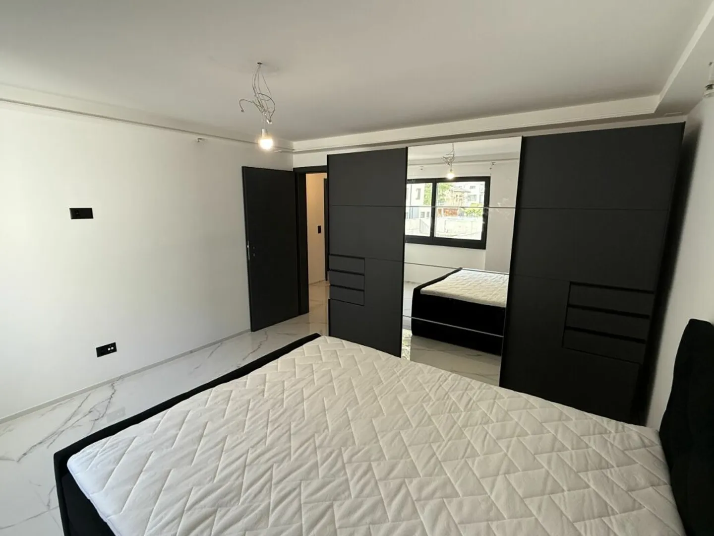 Appartement 4.5 pièces entièrement rénové - Photo 12 sur 22