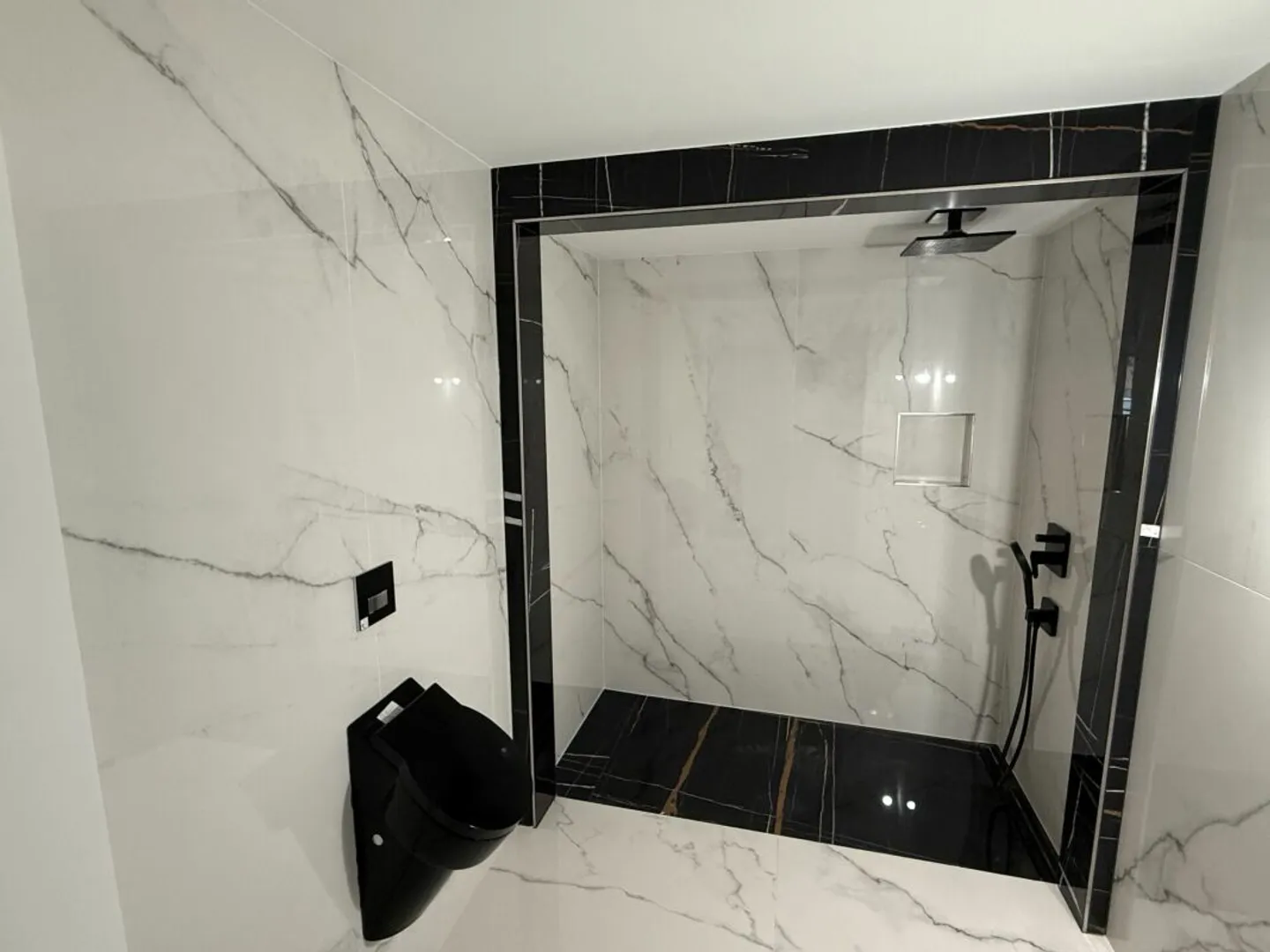 Appartement 4.5 pièces entièrement rénové - Photo 16 sur 22