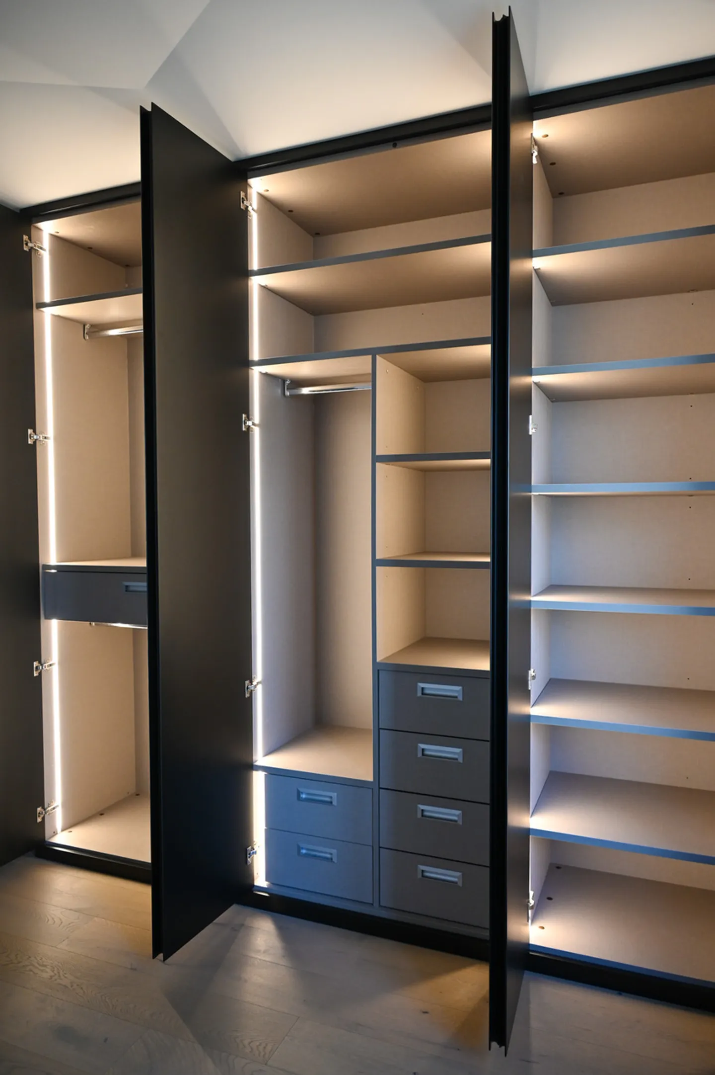 Bellissimo appartamento di 2.5 locali completamente ristrutturato - Foto 7 di 11