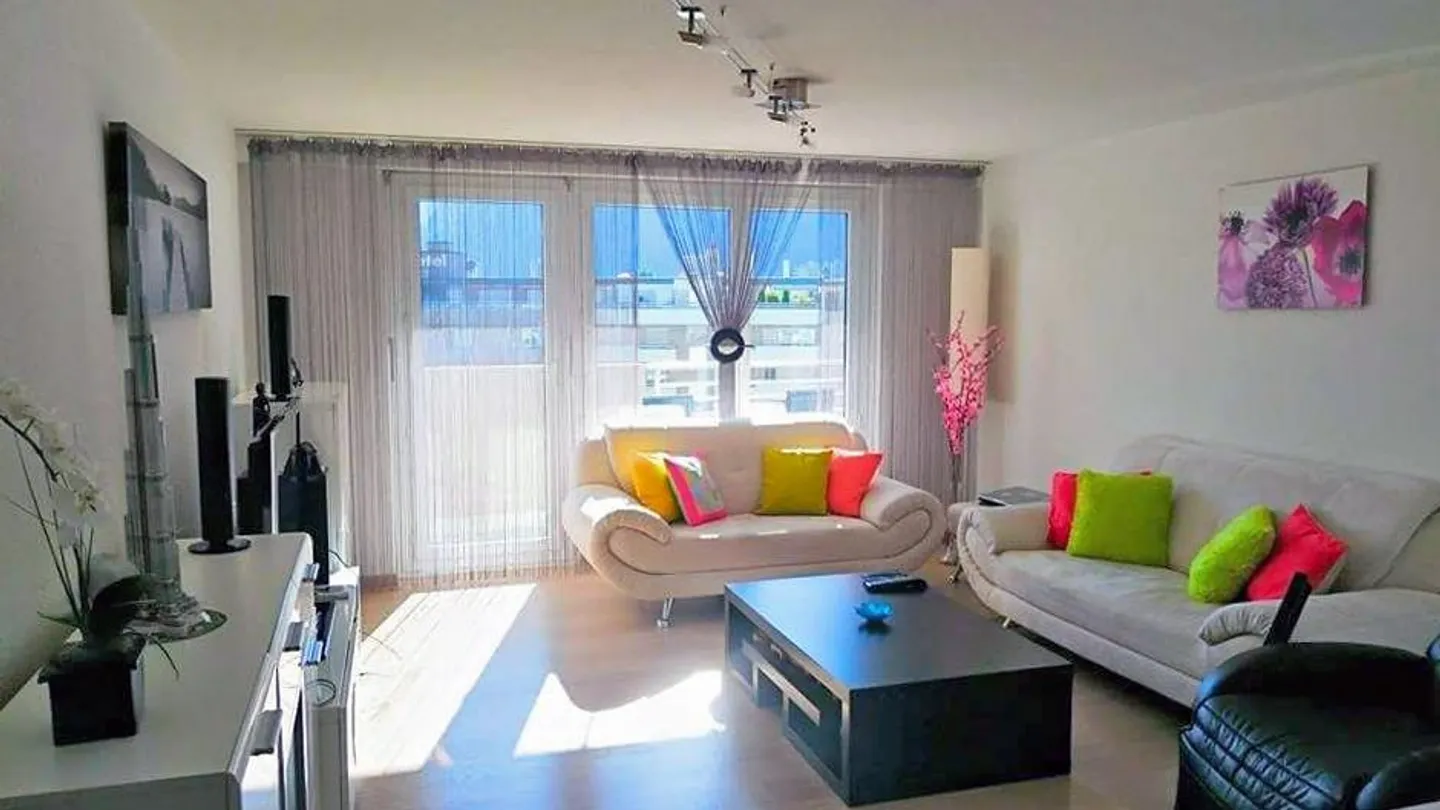 Appartamento in affitto direttamente alla stazione ferroviaria di Visp - Foto 1 di 9