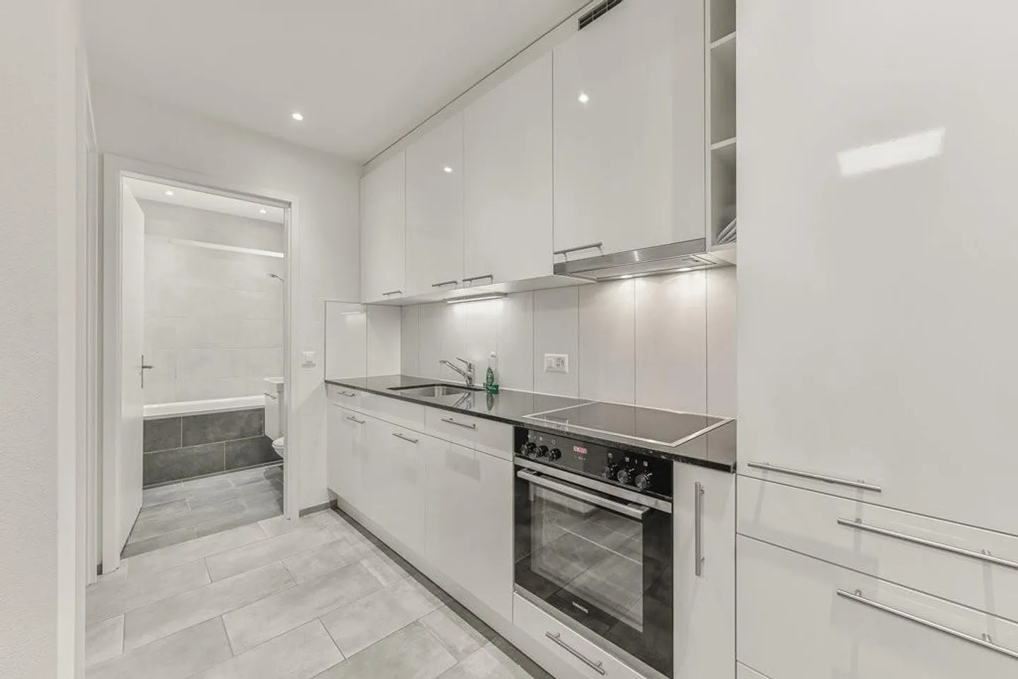 Moderne 2-Zimmerwohnung in Zürich Wiedikon zu vermieten - Foto 3 von 5