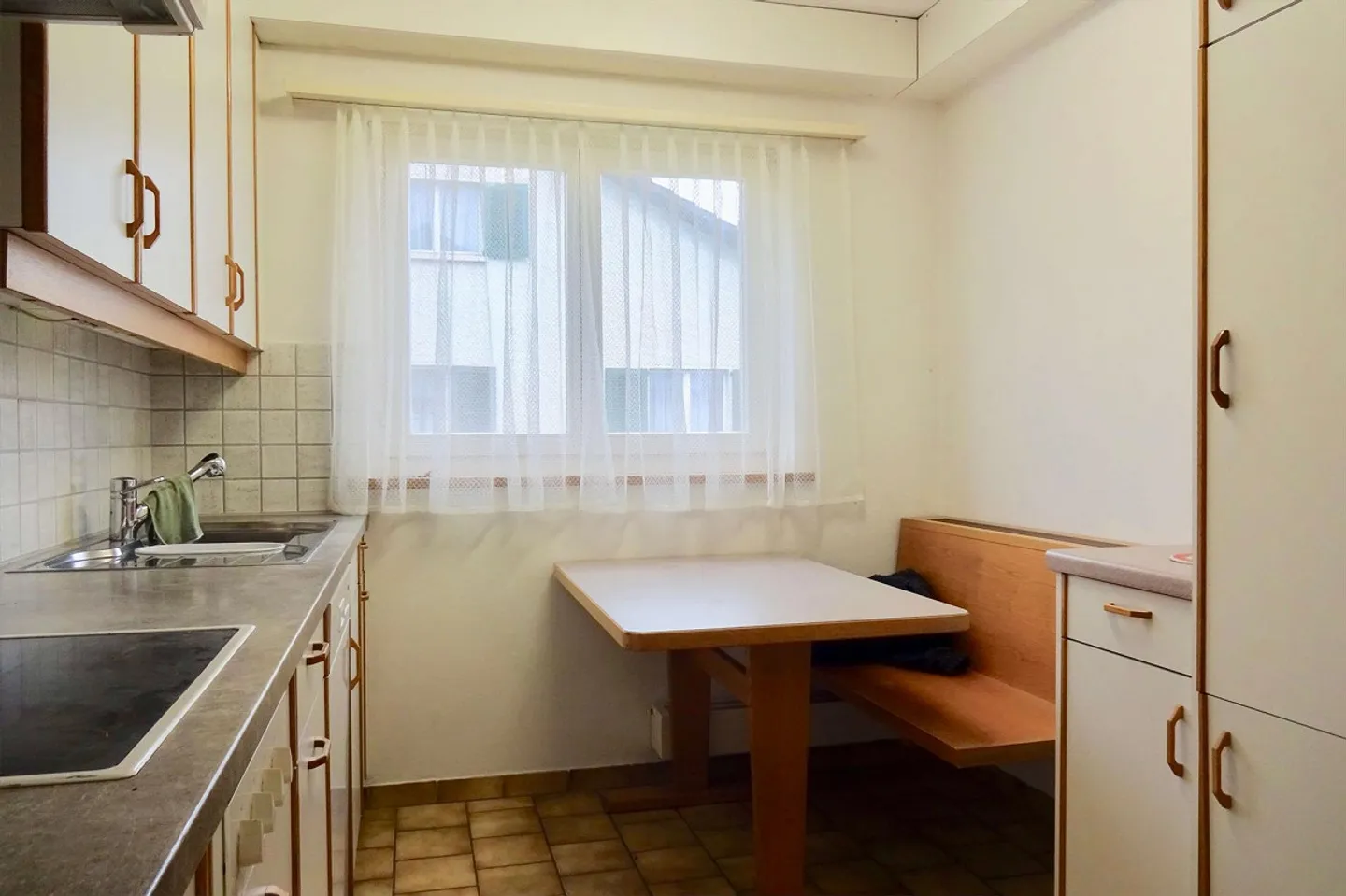 Chambre meublée dans un appartement modernisé dans un emplacement de choix - Photo 7 sur 13