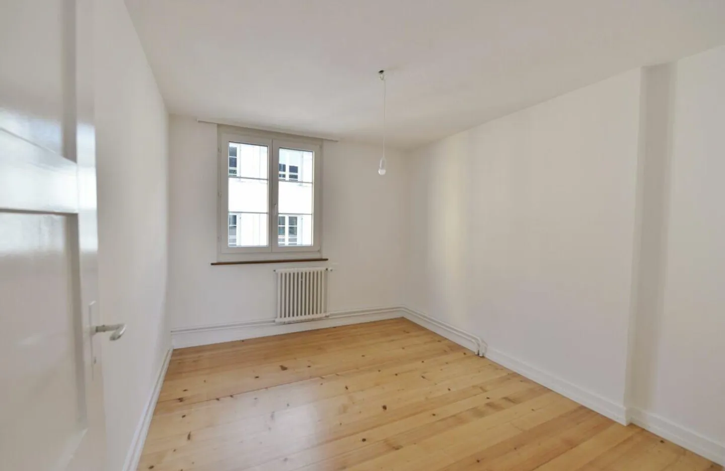 3.5 Room Old Town Apartment - Photo 5 of 8