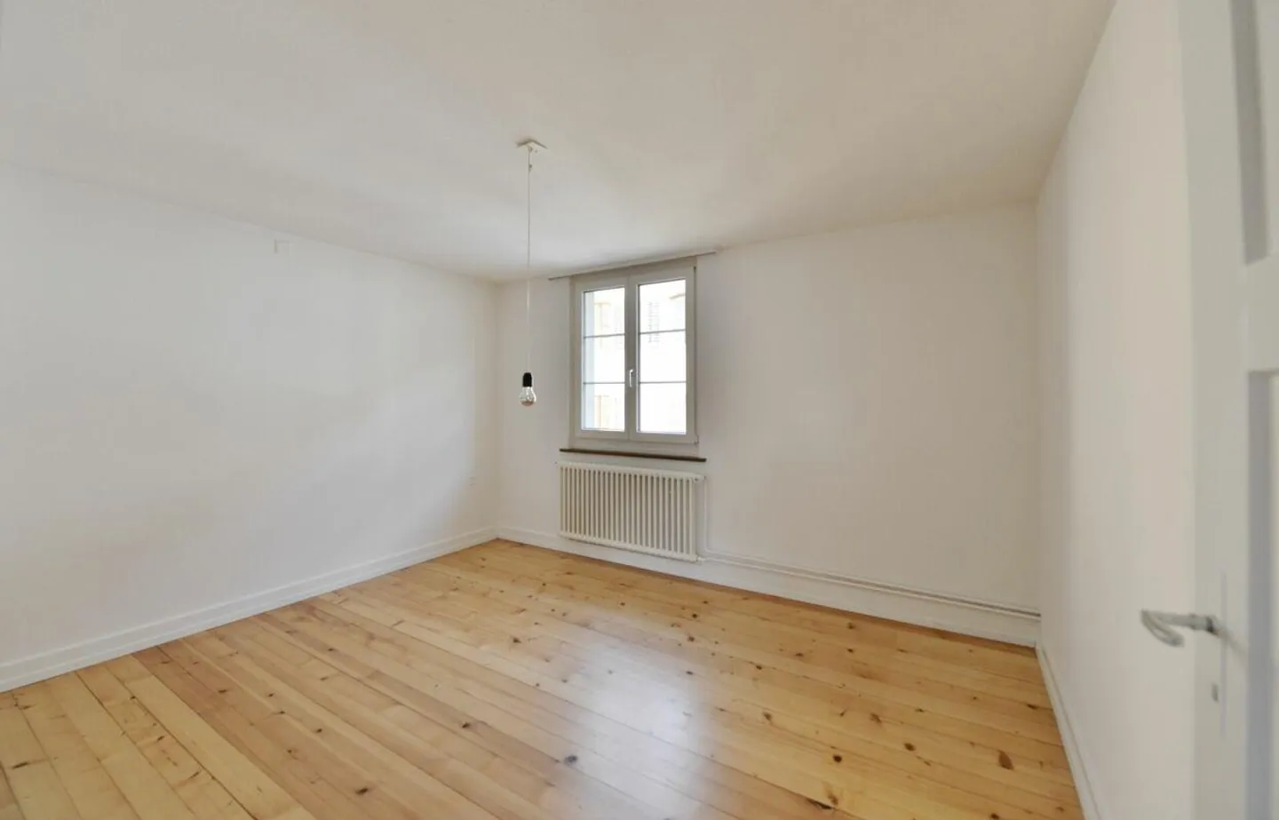 3.5 Room Old Town Apartment - Photo 6 of 8