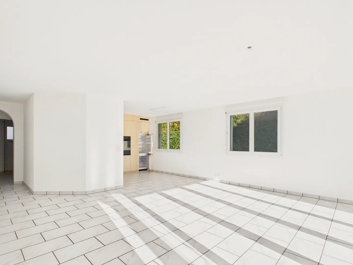 Wunderschöne 3.5-Zimmer-Wohnung im EG an ruhiger, sonniger Lage in Zizers - Foto 2 von 11