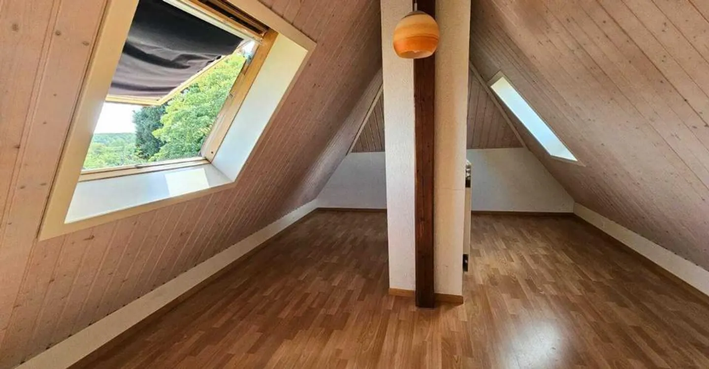 Charmante maison bifamiliale de 4.5 pièces à Nyon - Foto 7 di 12