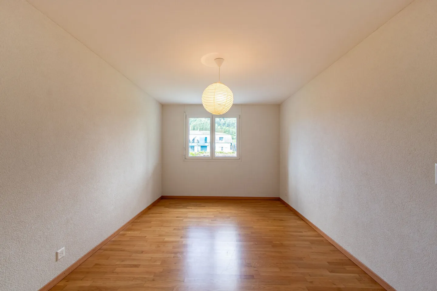 2.5-room apartment with generous garden area at the foot of Mont-Vully - Photo 6 of 11