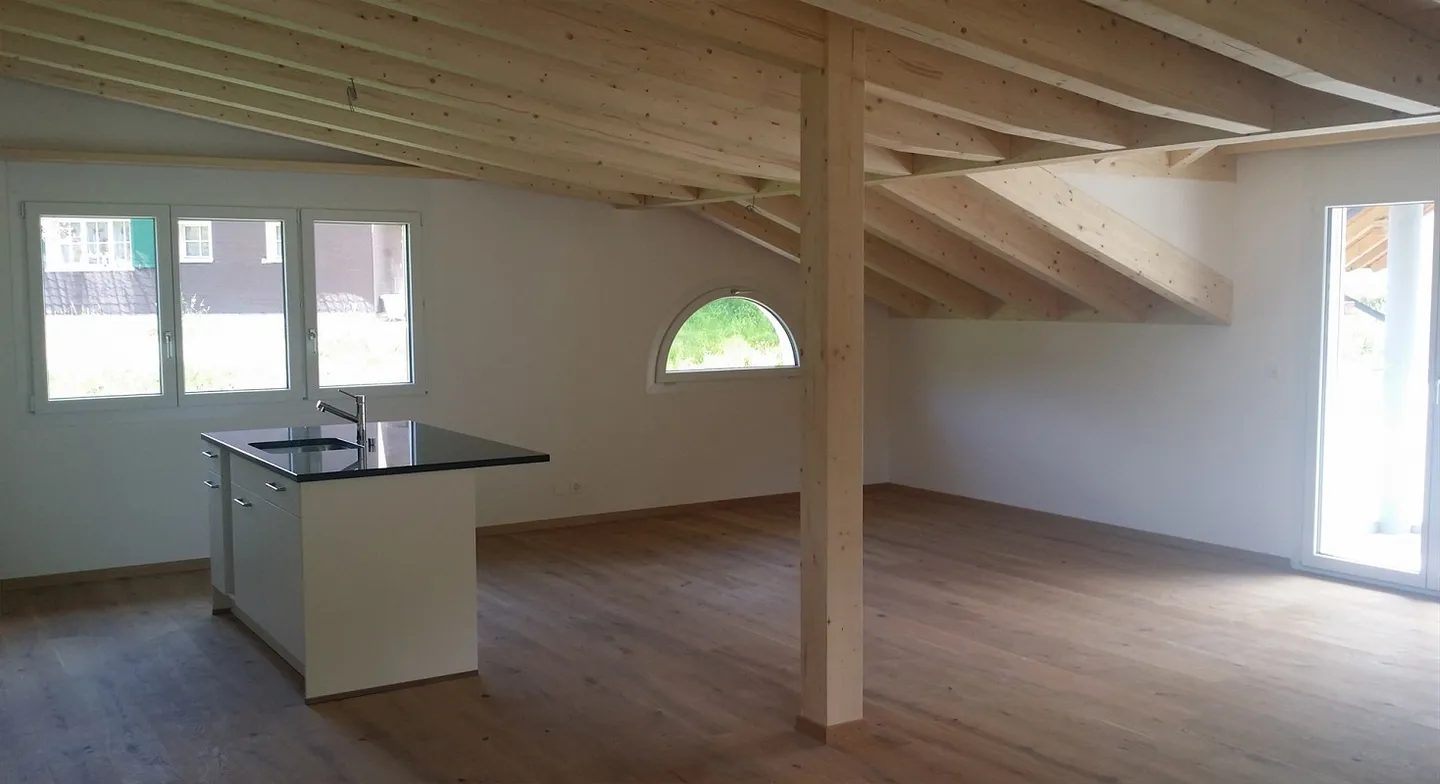 Appartement penthouse spacieux de 3,5 pièces - Photo 2 sur 25