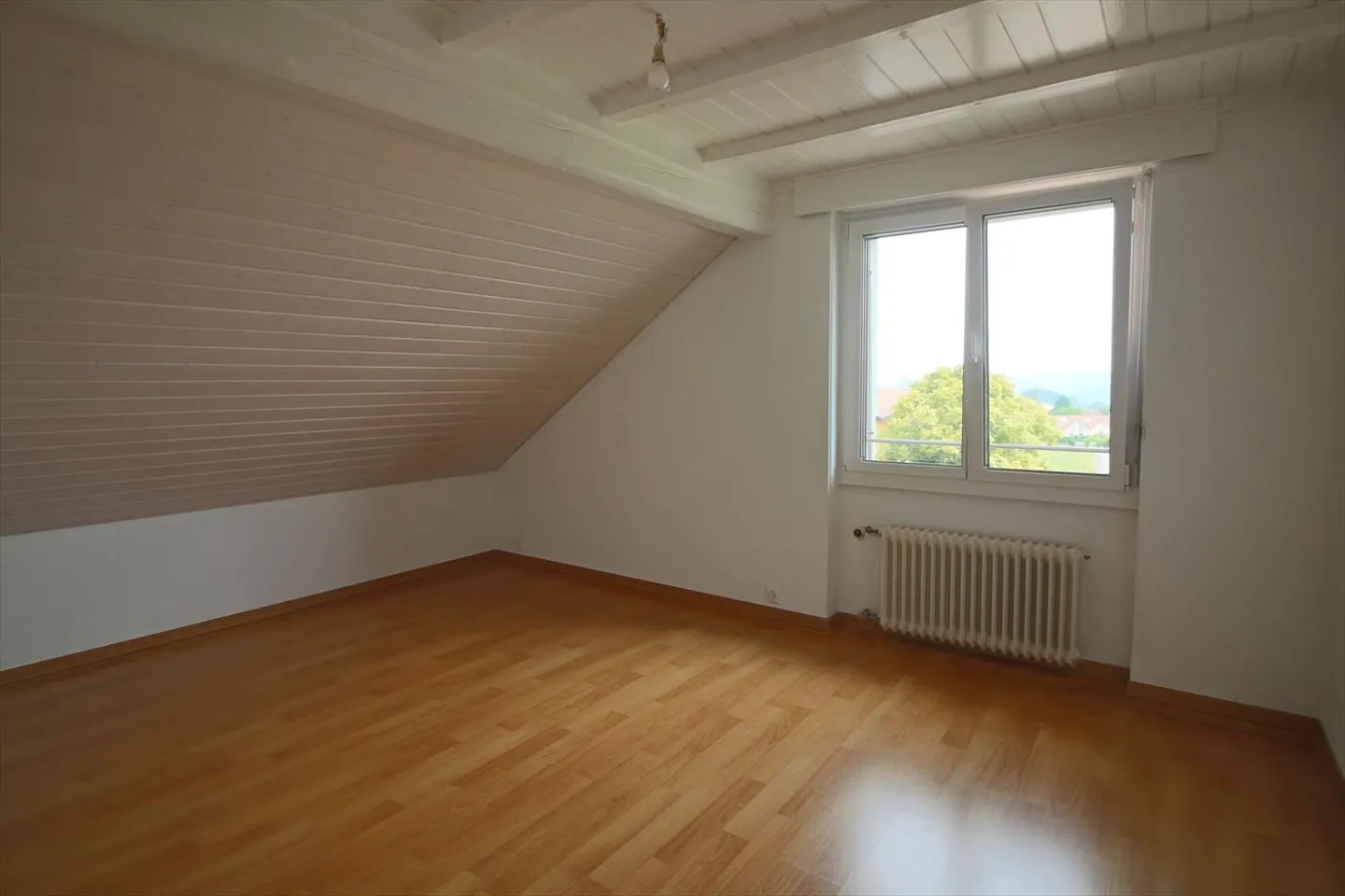 4,5-Zimmer-Dachgeschosswohnung - Foto 7 von 9
