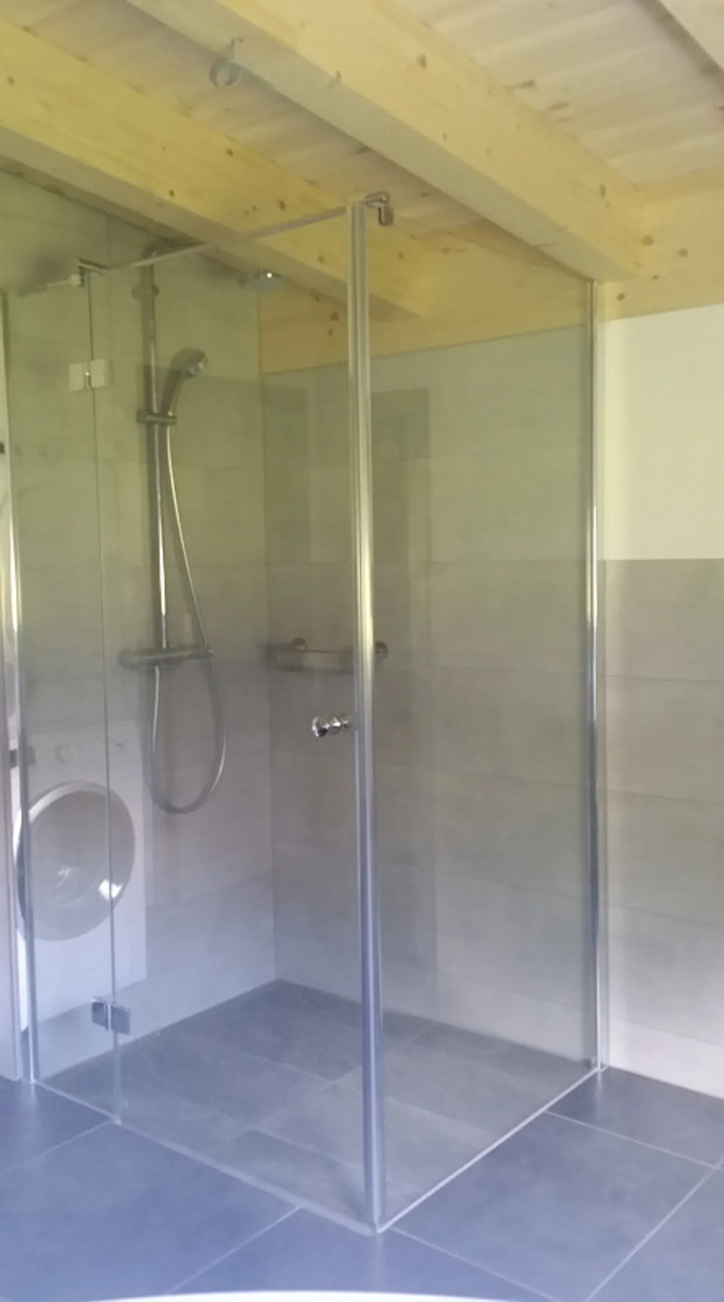 Appartement penthouse spacieux de 3,5 pièces - Photo 13 sur 25