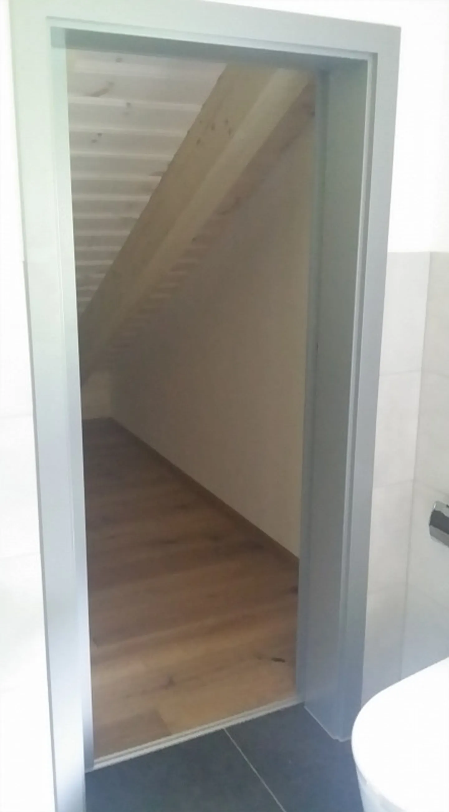 Appartement penthouse spacieux de 3,5 pièces - Photo 15 sur 25