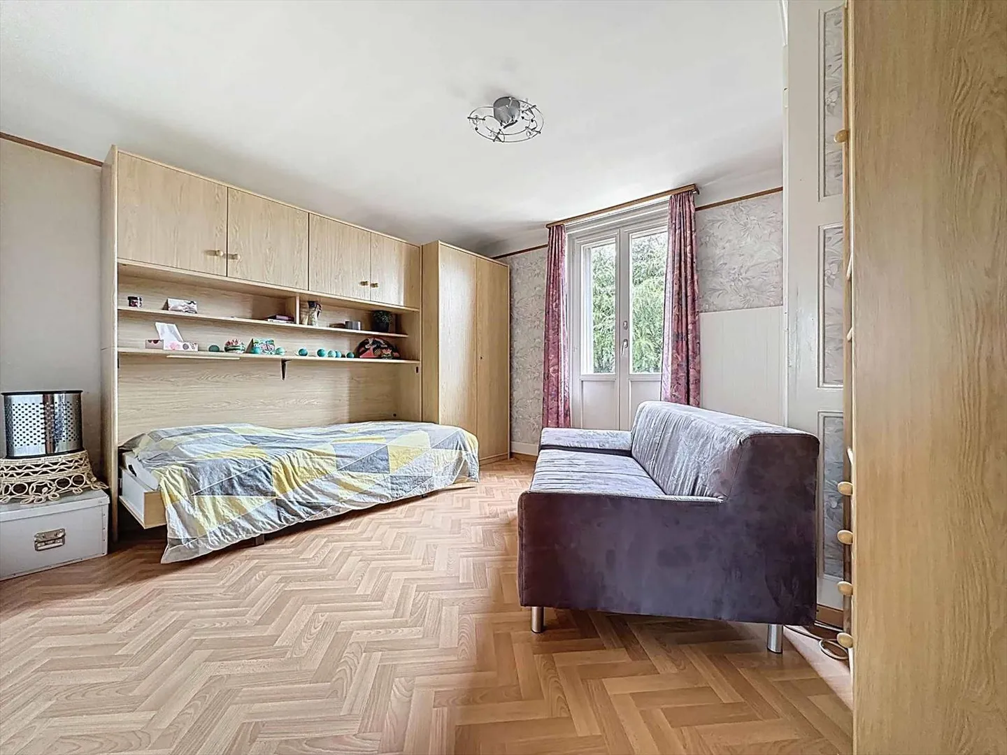 Single-family house with 4.5 rooms, terrace and garden - Photo 6 of 12