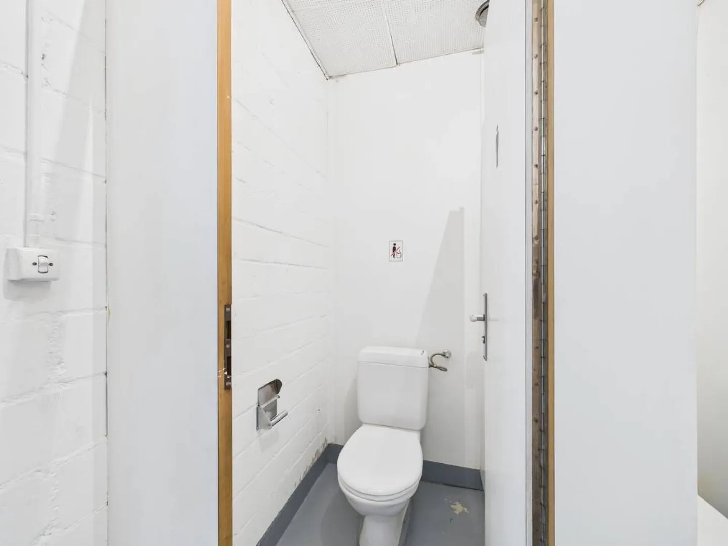 Versatile Commercial Space - Photo 8 of 8